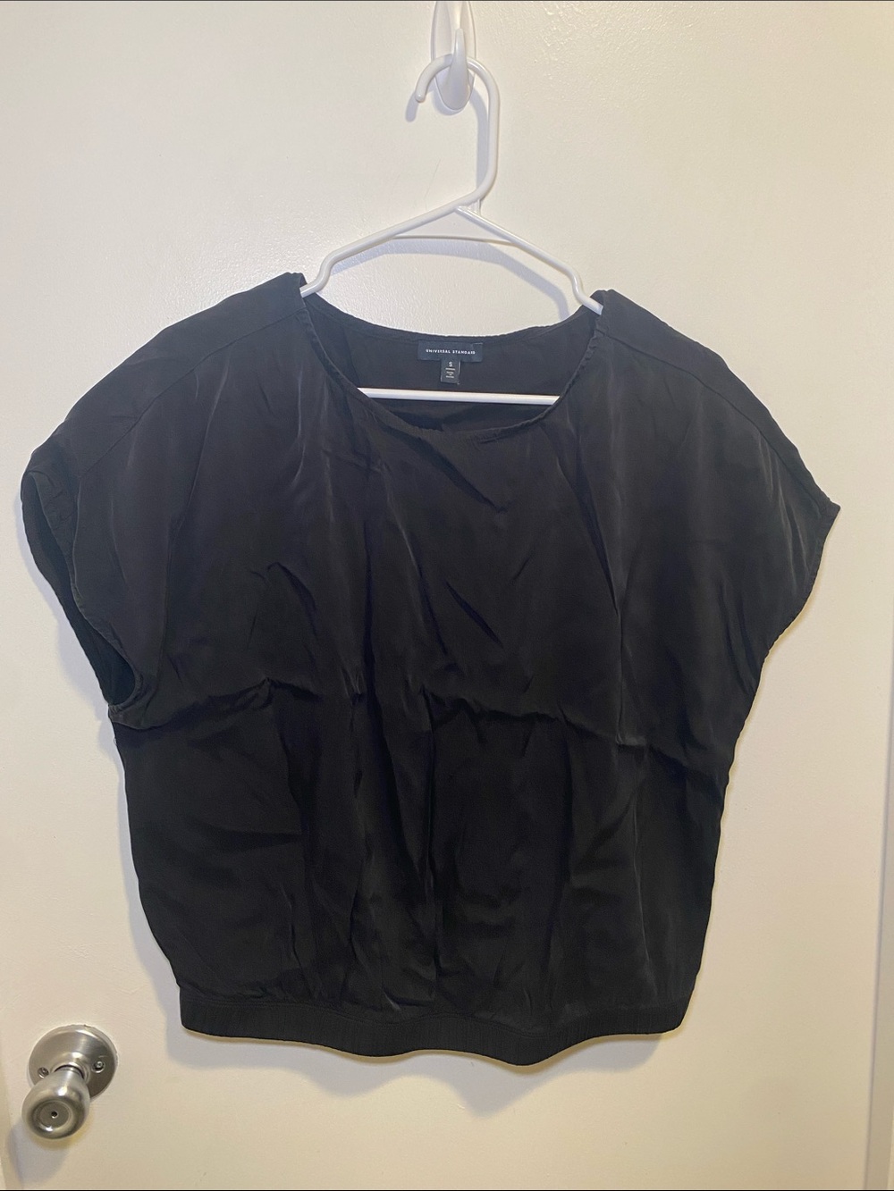 Universal Standard Black Short-Sleeve Relaxed Silk Blend Blouse